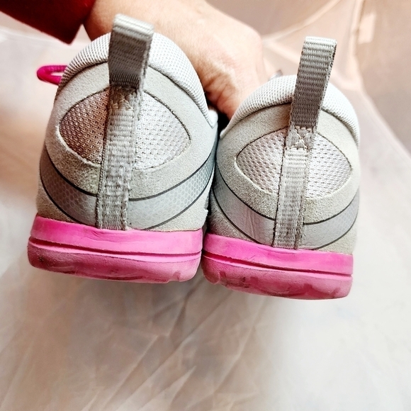 New Balance Minimus Barefoot Gray Pink Run Shoes Women's Size 9.5 Suede Mesh EUC - Picture 10 of 13